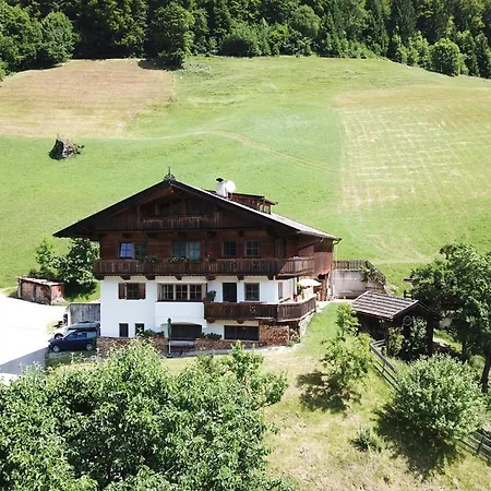 Schoners Einfanghof By Fewo-planwild005 * Niederau